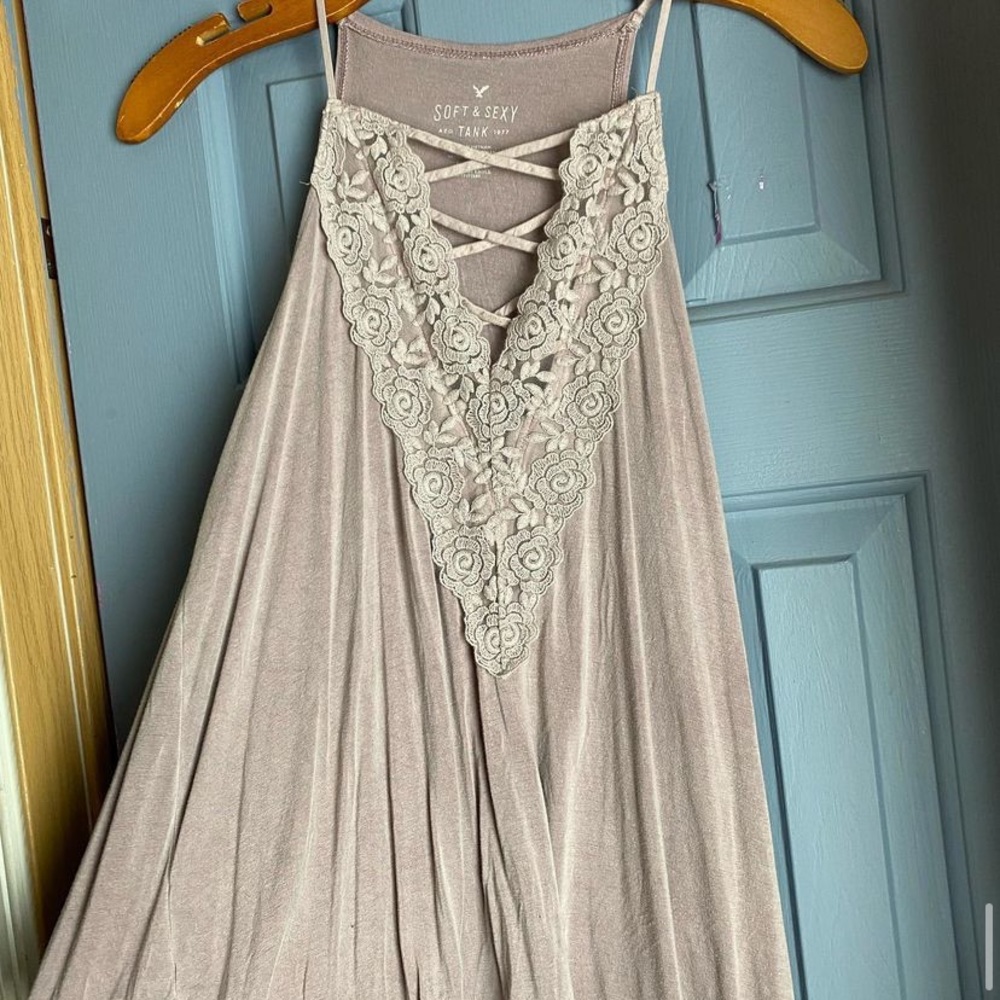 AE Soft & Sexy lace tank